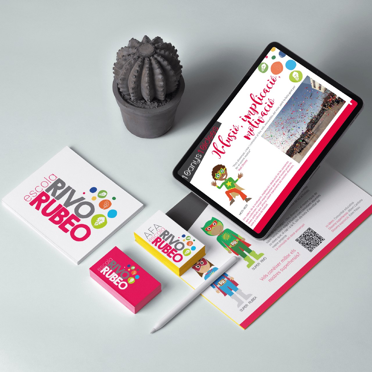 aplicacions de la imatge de marca per l'escola Rivo Rubeo